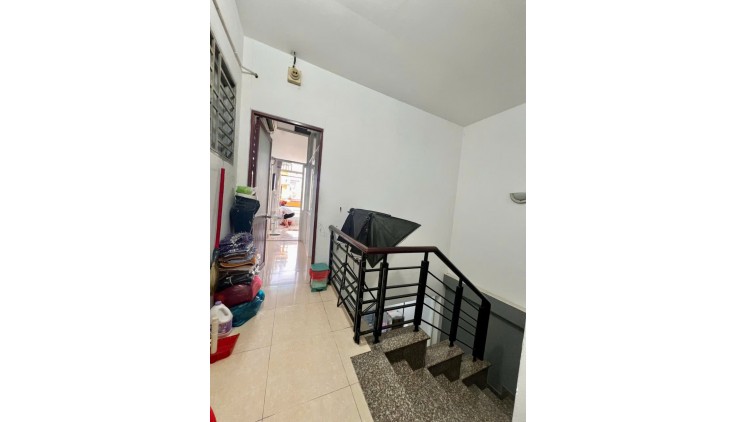 Ngộp Nguyễn Sơn - Tân Phú - HXHi 4,2x15m -  2 tầng BTCT